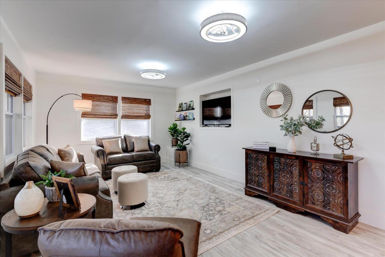 סביירוויל The Pet Friendly Cub Cabin מראה חיצוני תמונה